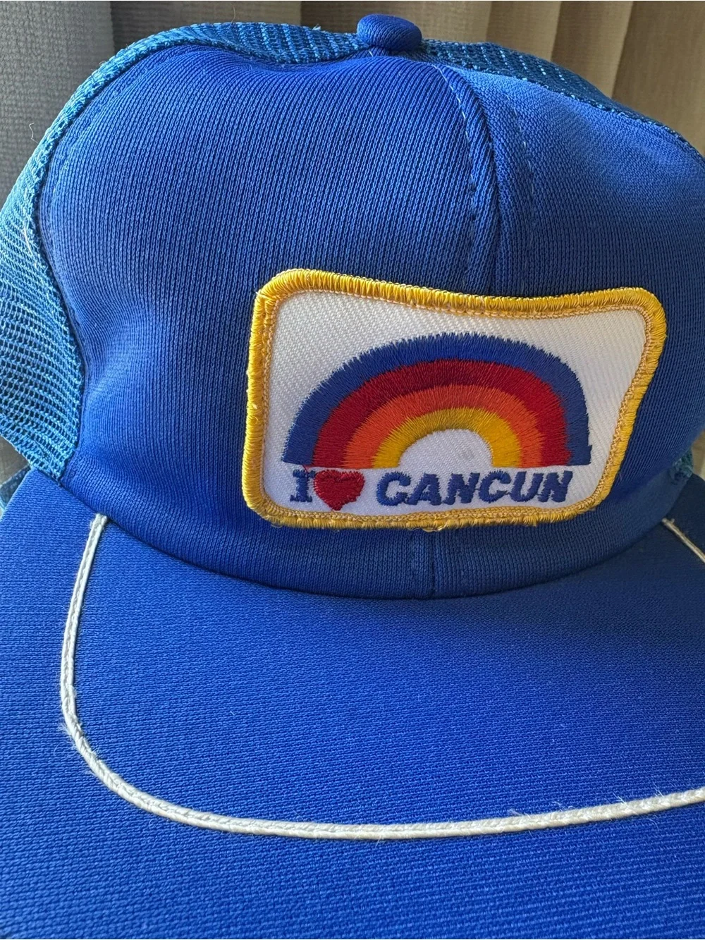 Vintage  Cancun Rainbow Patch Trucker Hat - Picture 2 of 4